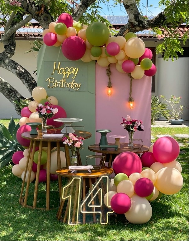 Kit Premium Rosa E Verde (Adolescente E Adulto, Cores Podem Ser Alteradas) - Decore Locações