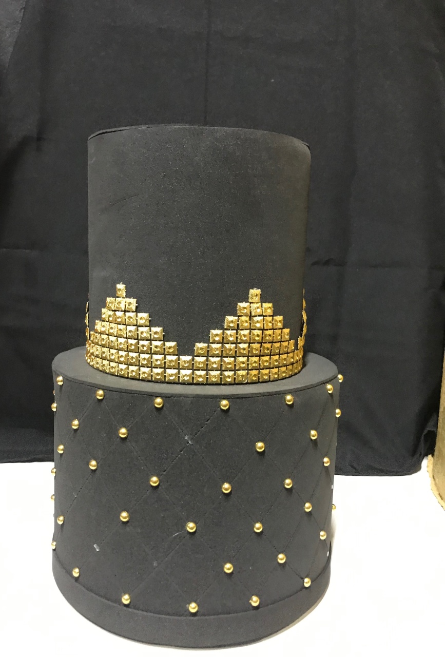 Bolo Preto Luxo - JMEVENTOS