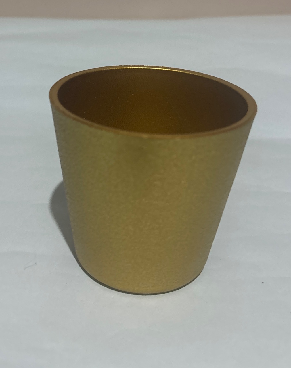 Vaso de Mesa Mini Dourada C/ Arranjo        - A casa do pegue e monte 