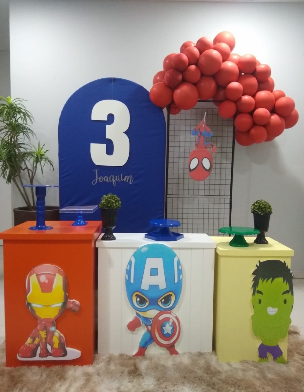 Os Vingadores / Heróis - A casa do pegue e monte 