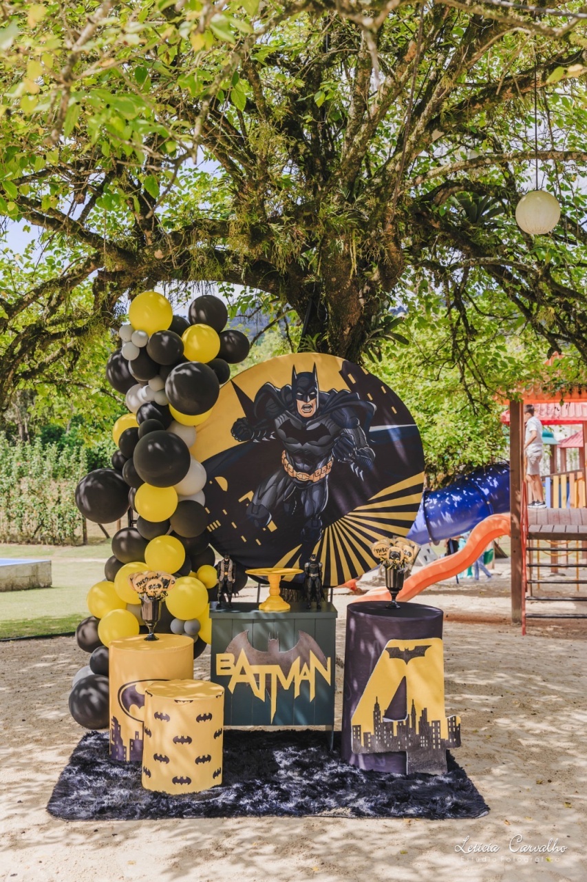 Batman - A casa do pegue e monte 