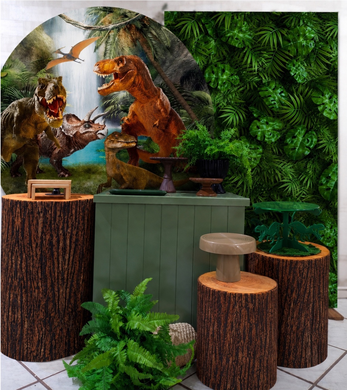 Dinossauro - A casa do pegue e monte 