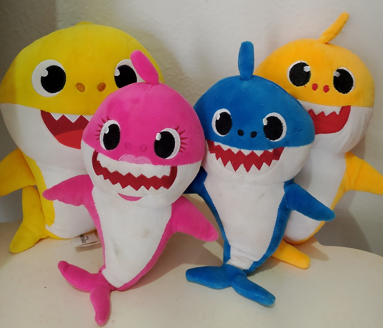 Kit 4 Pelúcias Baby Shark  - Lana Festas 