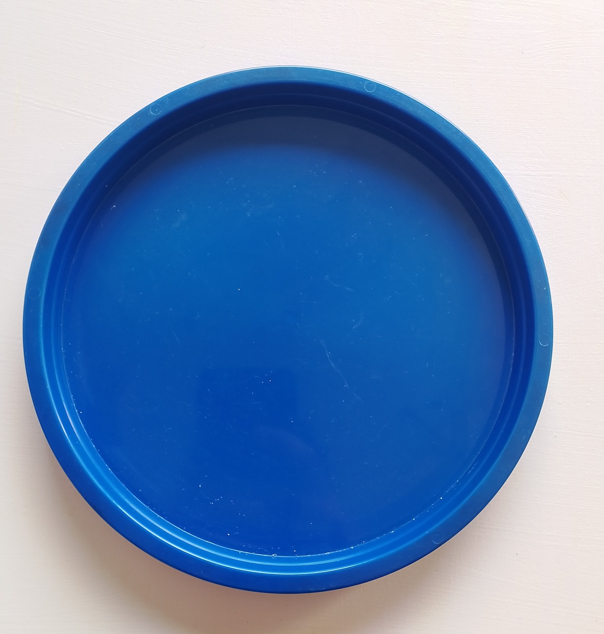 Bandeja Azul Escuro Redonda  - Lana Festas 