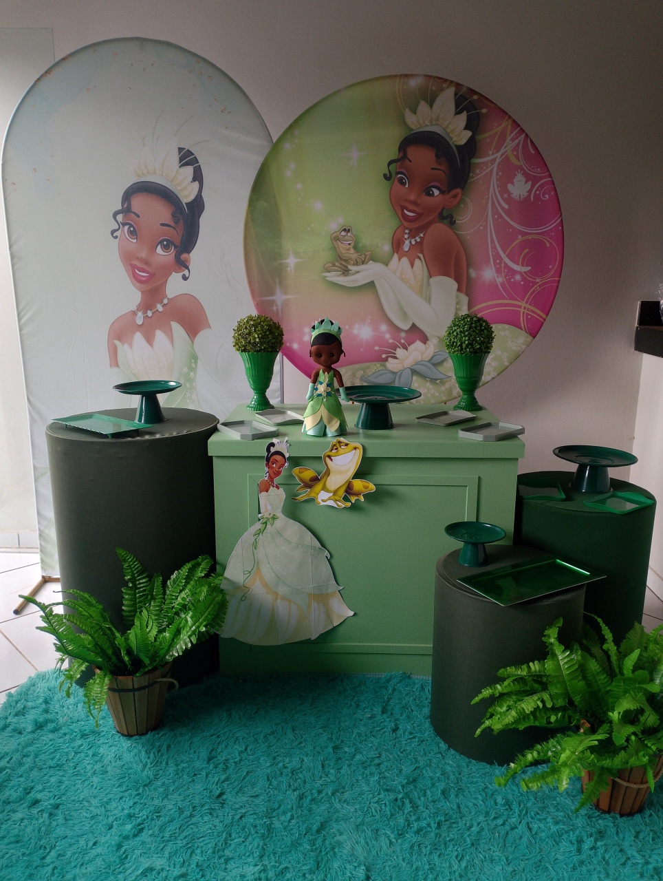 Kit Tiana Ouro - Lana Festas 