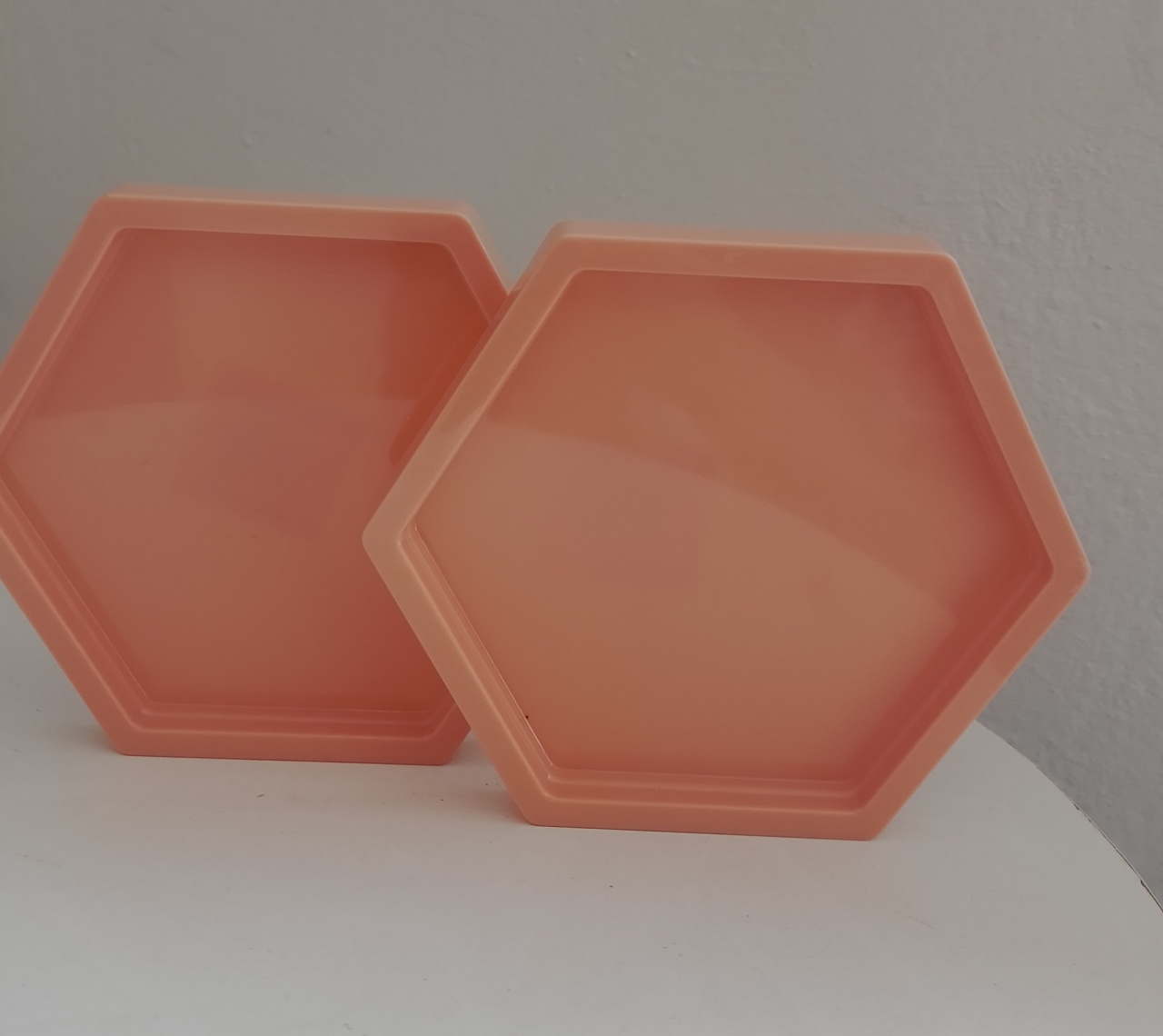 Bandeja Baixa Papaya Hexagonal  - Lana Festas 