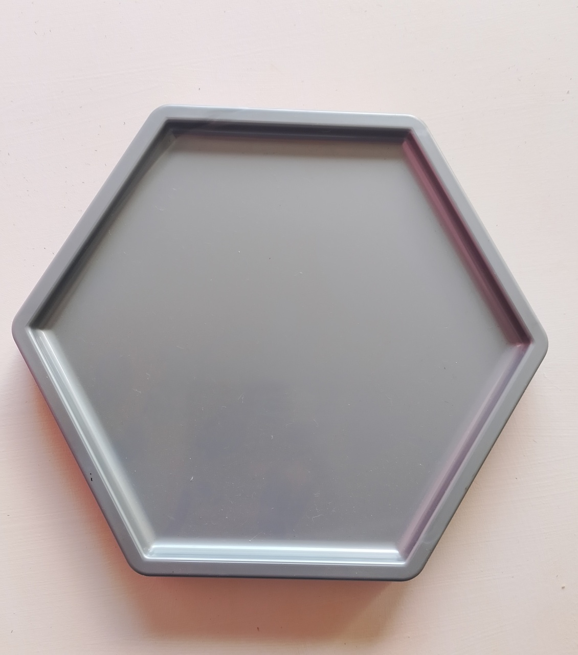 Bandeja  Baixa Prateada Hexagonal  - Lana Festas 