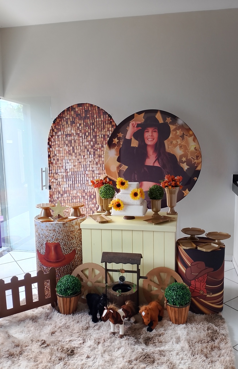 Kit Ana Castela Ouro 2  - Lana Festas 