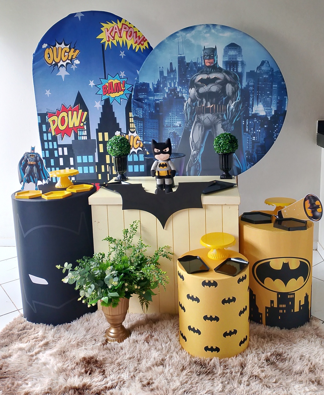 Kit Batman Ouro 2 - Lana Festas 