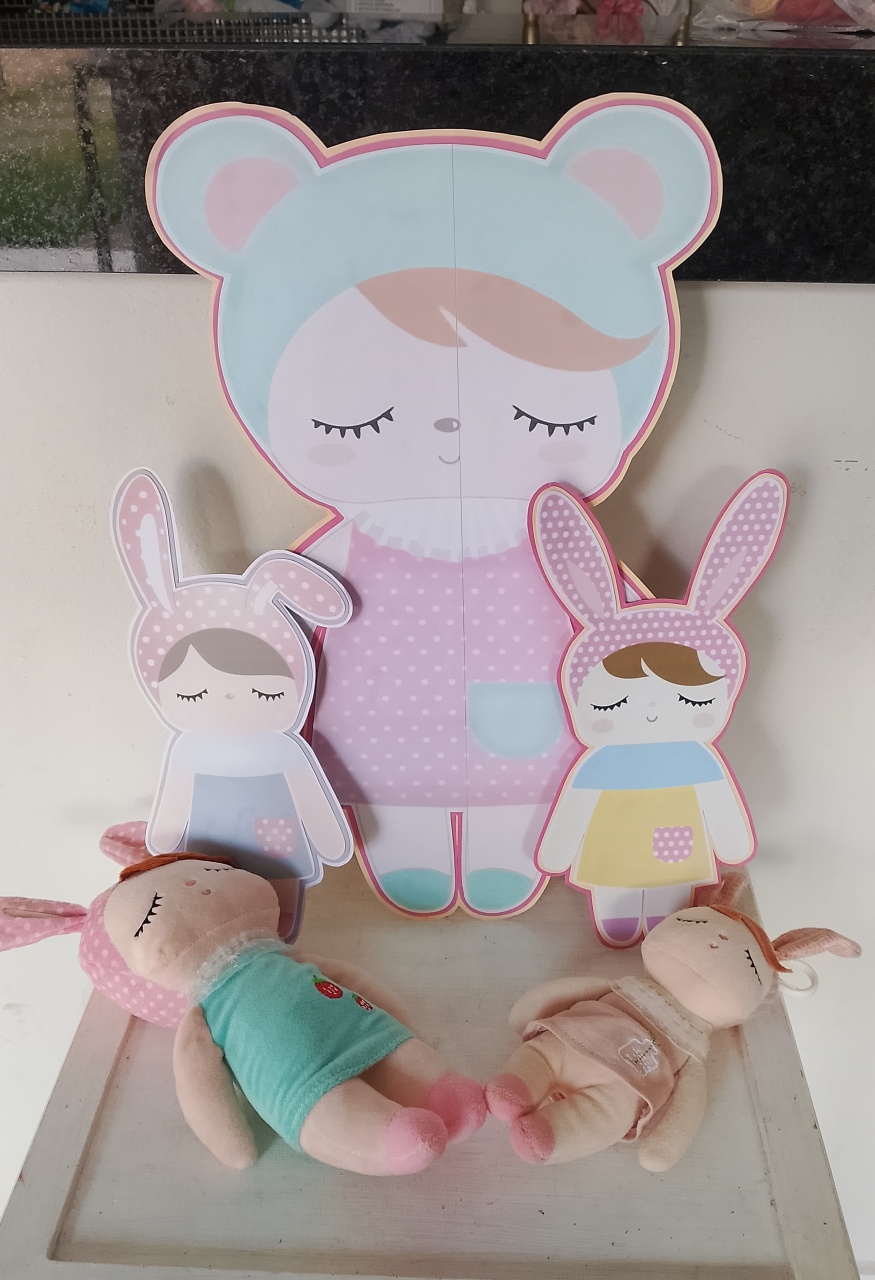 Kit Display E Pelúcias Boneca Metoo - Lana Festas 