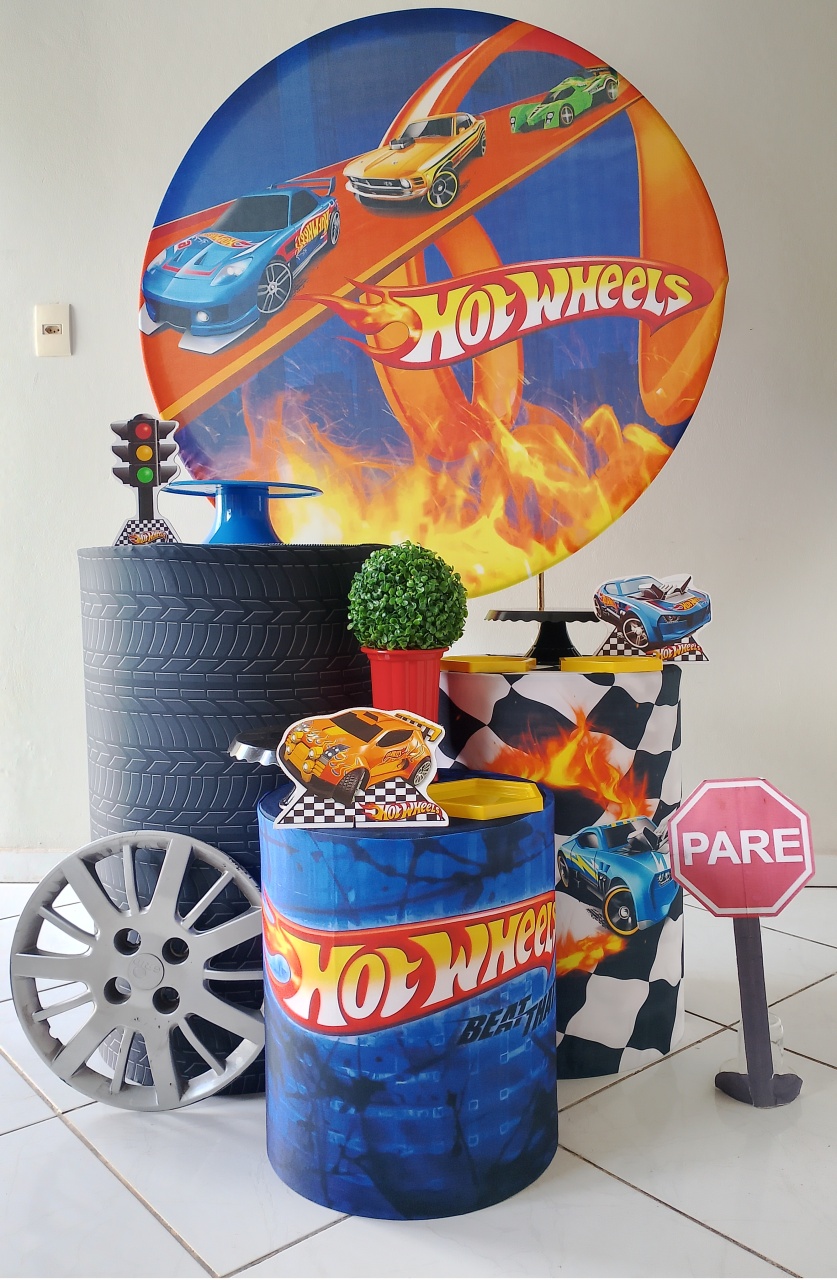Kit Hot Wheels Bronze  - Lana Festas 