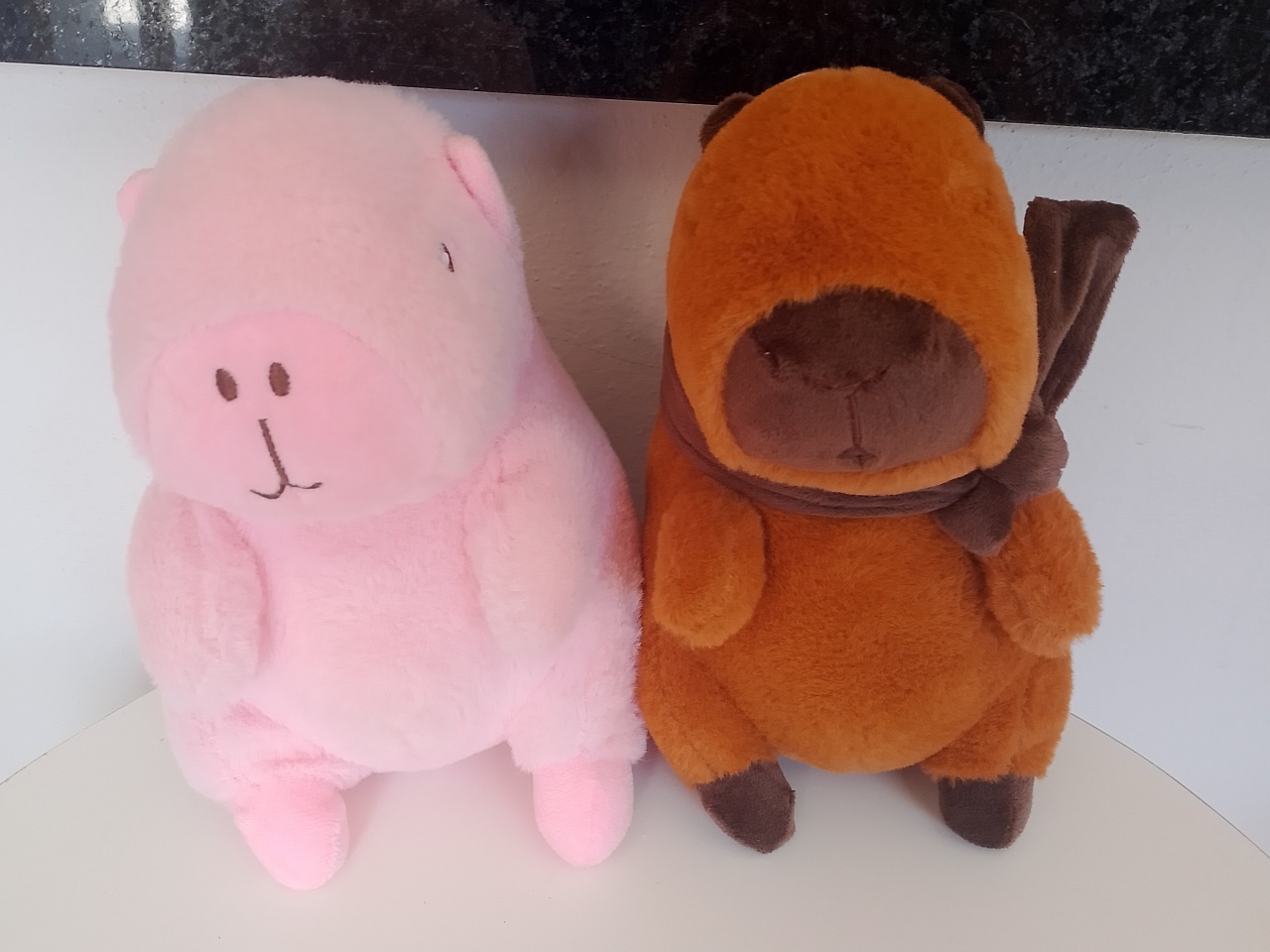 Kit 2 Pelúcias Capivara  - Lana Festas 