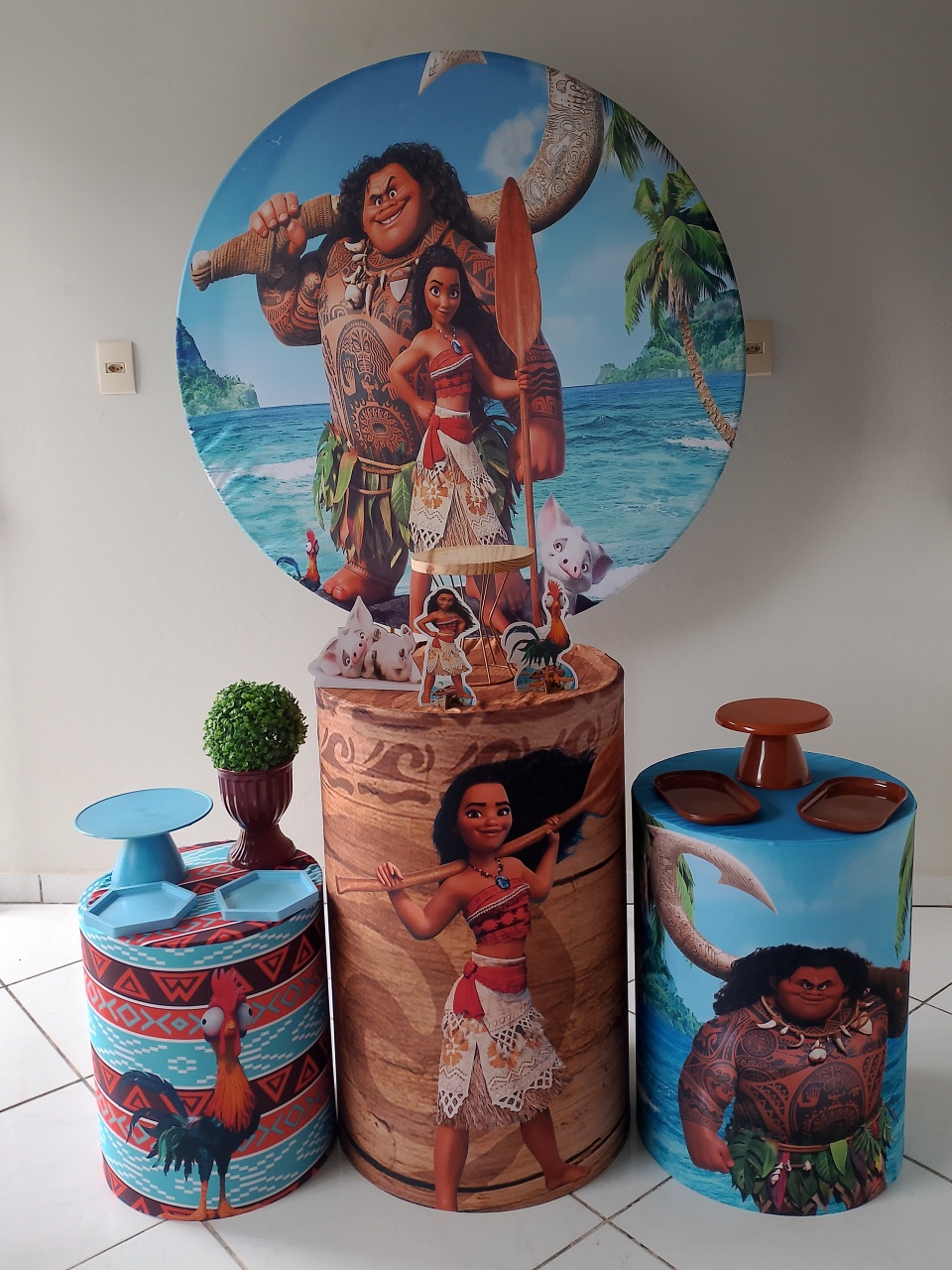 Kit Moana & Maui Bronze  - Lana Festas 