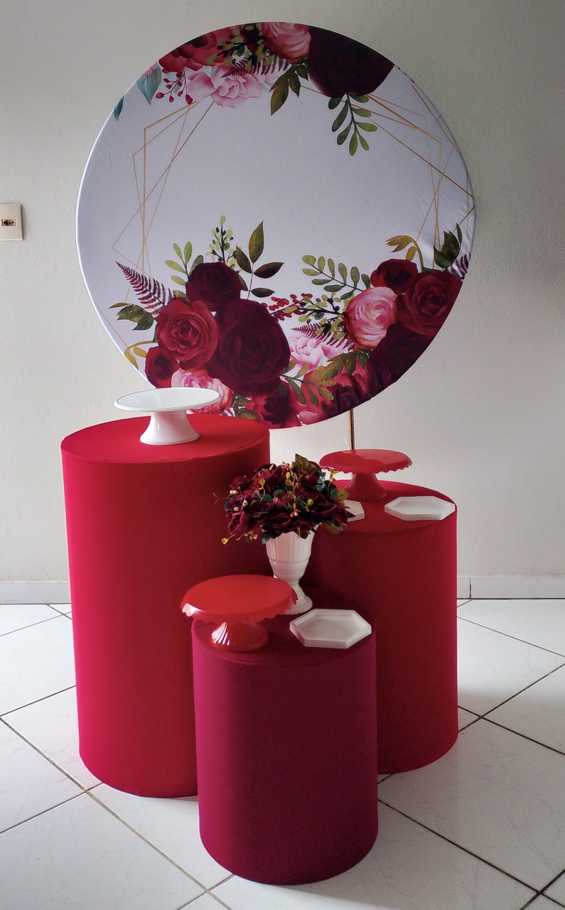 Kit Adulto Rosas Vermelhas Bronze  - Lana Festas 