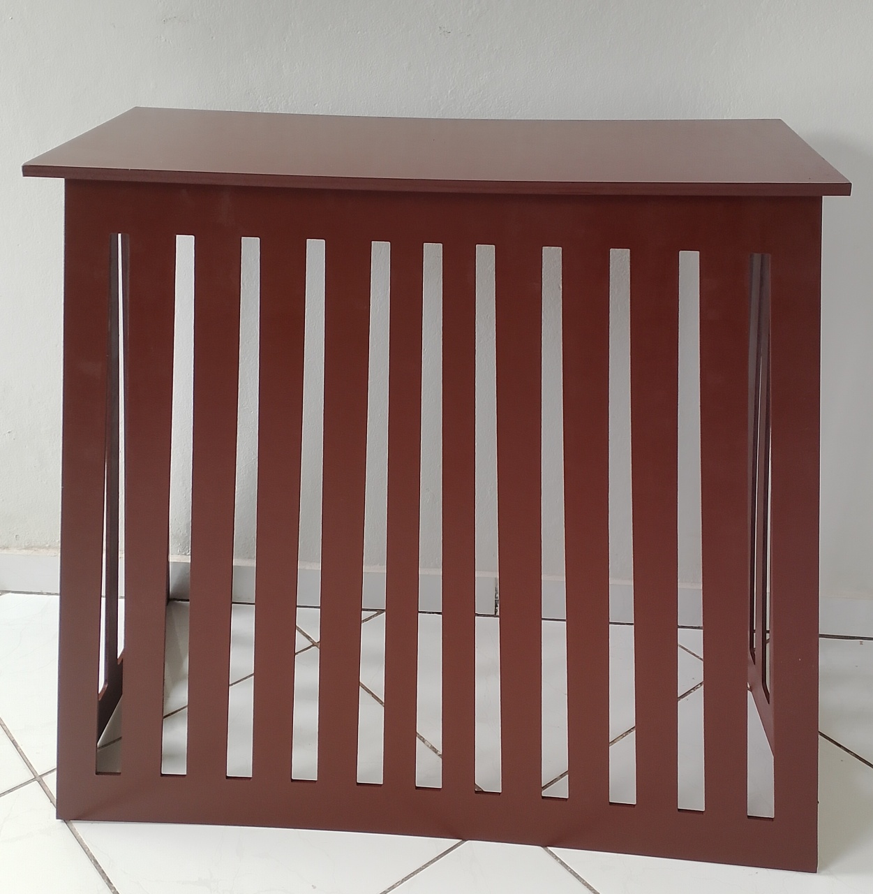 Mesa Ripada Marrom - Lana Festas 