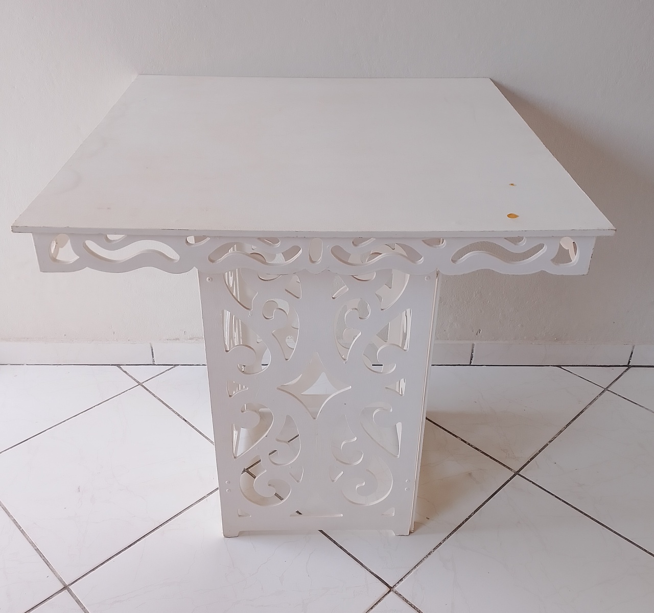 Mesa Trançada Branca  - Lana Festas 