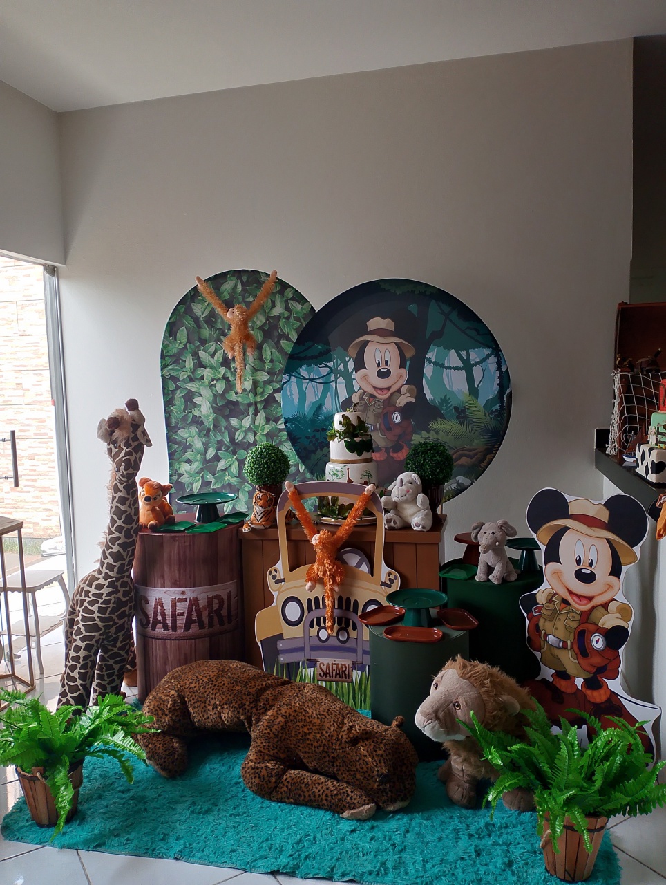 Kit Mickey Safari Ouro - Lana Festas 