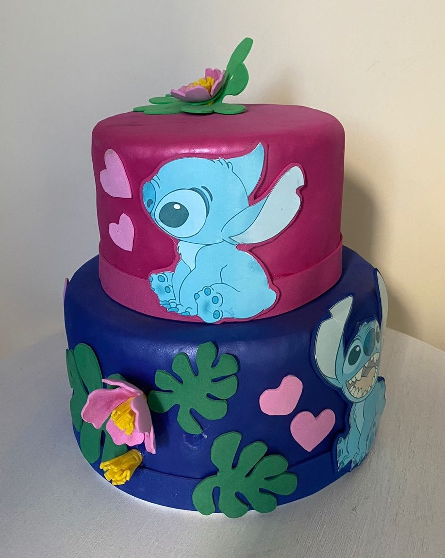 Bolo Fake Stitch - Amanda Rocha de Azevedo