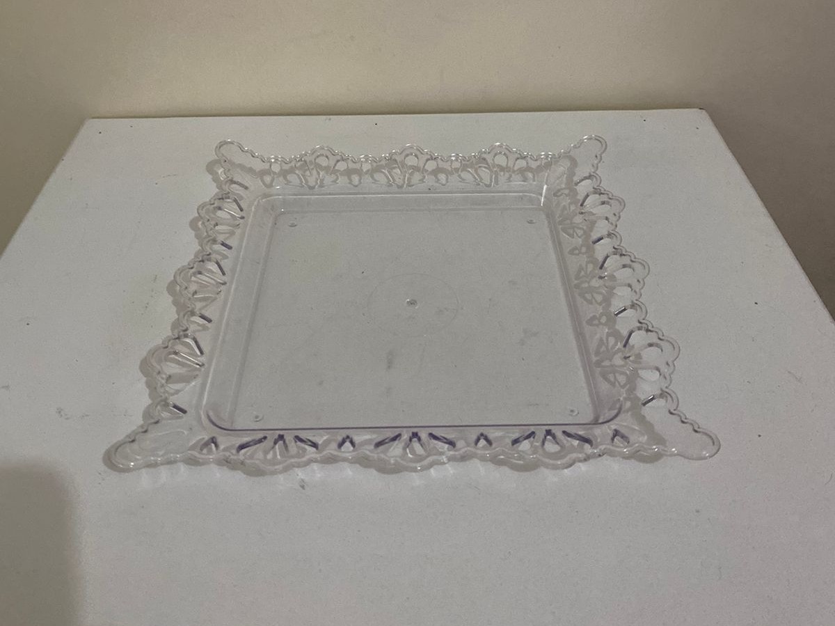 Bandeja Quadrada Transparente - Amanda Rocha de Azevedo