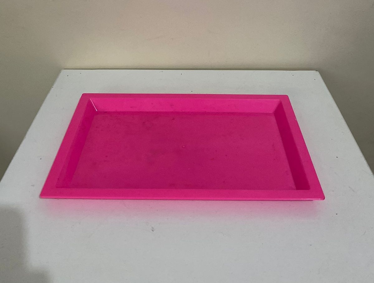 Bandeja Retangular Rosa Pink - Amanda Rocha de Azevedo