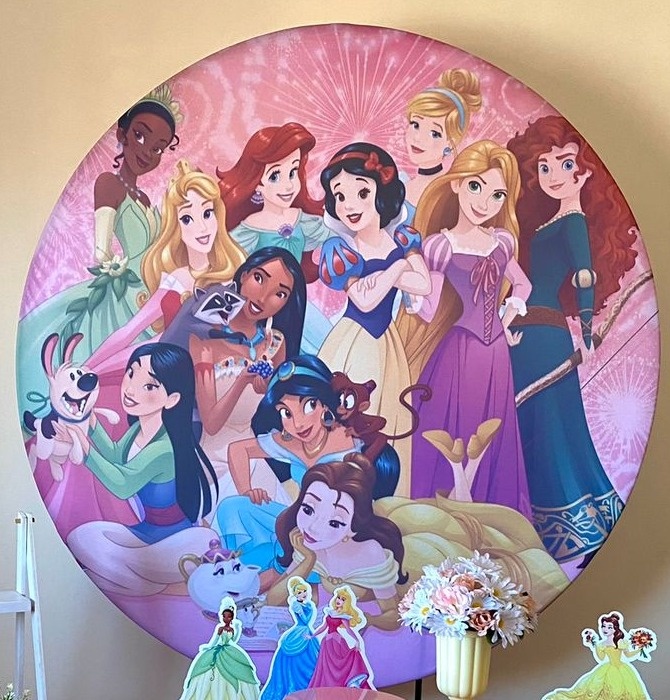 Capa de Painel Princesas - Amanda Rocha de Azevedo
