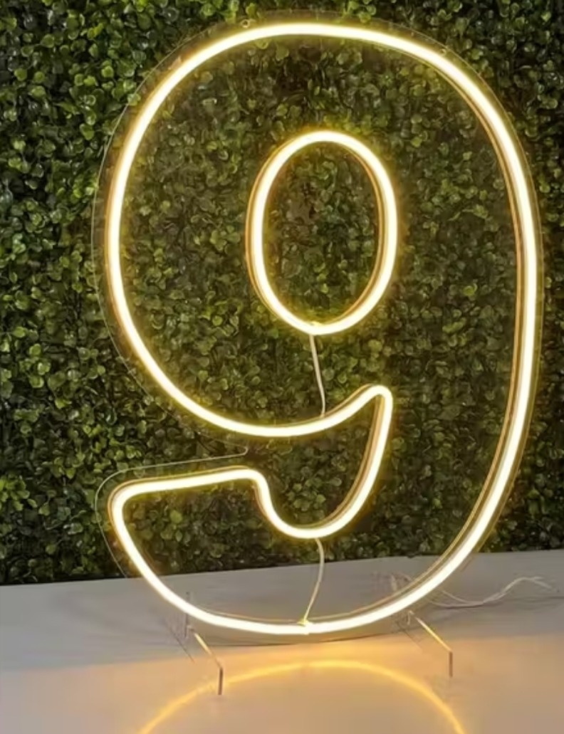 Led 9 - Vitoria locações 