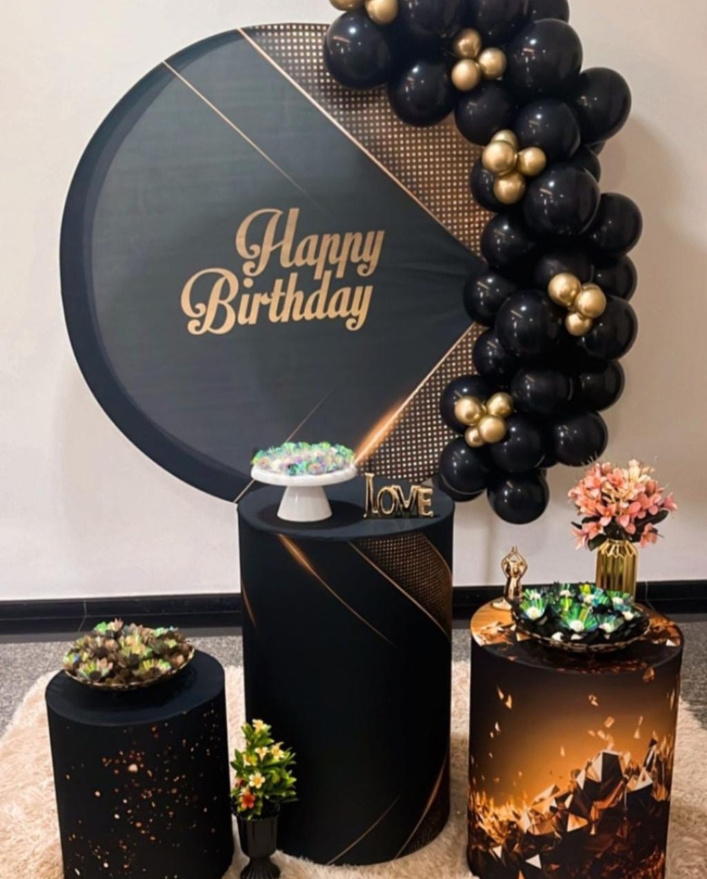 Happy Birthday  - Vitoria locações 