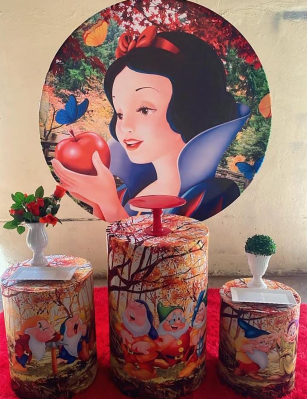 Branca de Neve  - Vitoria locações 