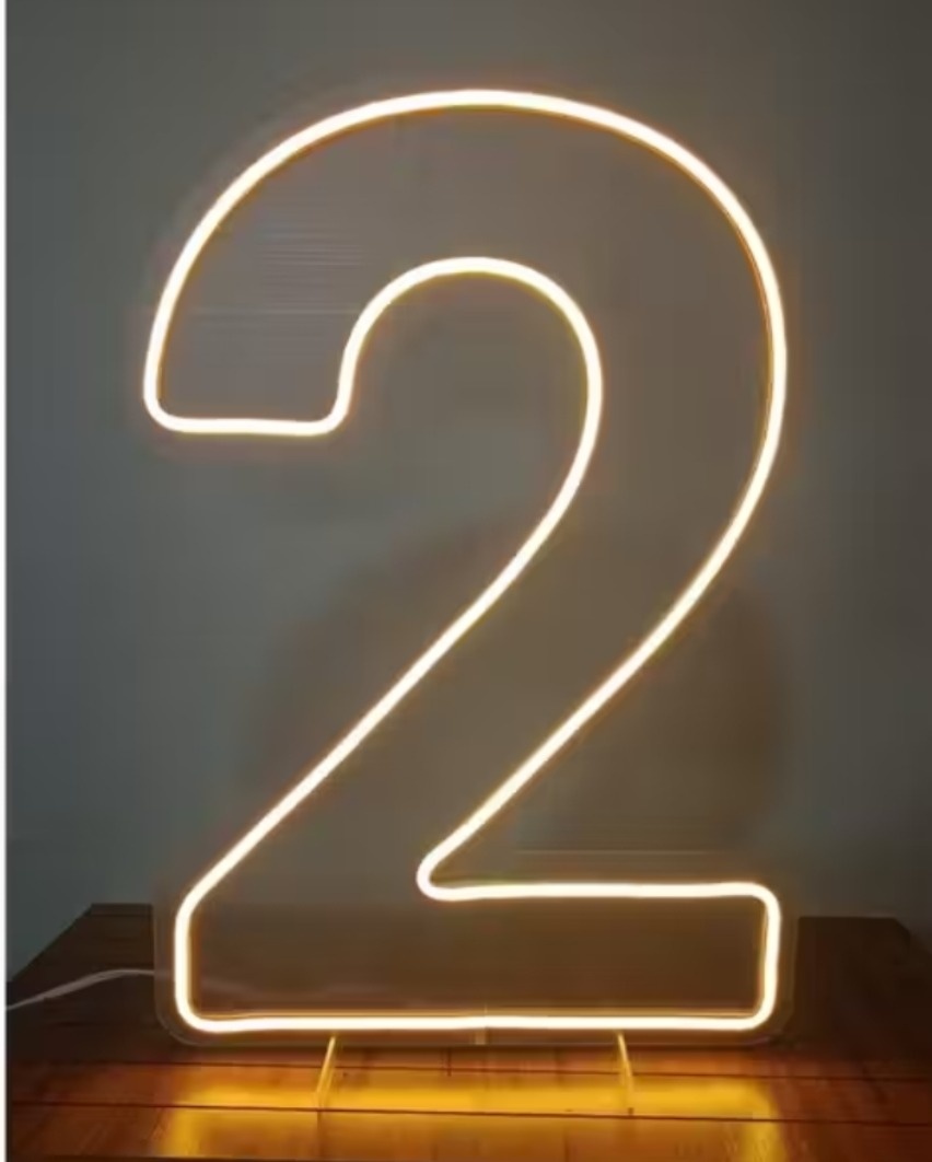 Led 2 - Vitoria locações 