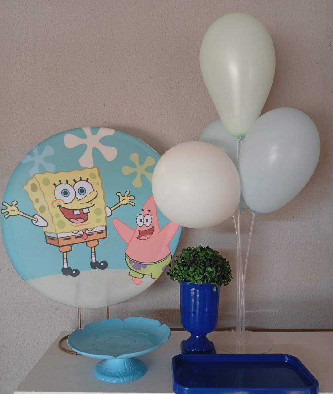 Kit Mesa Bob Esponja  - Vitoria locações 