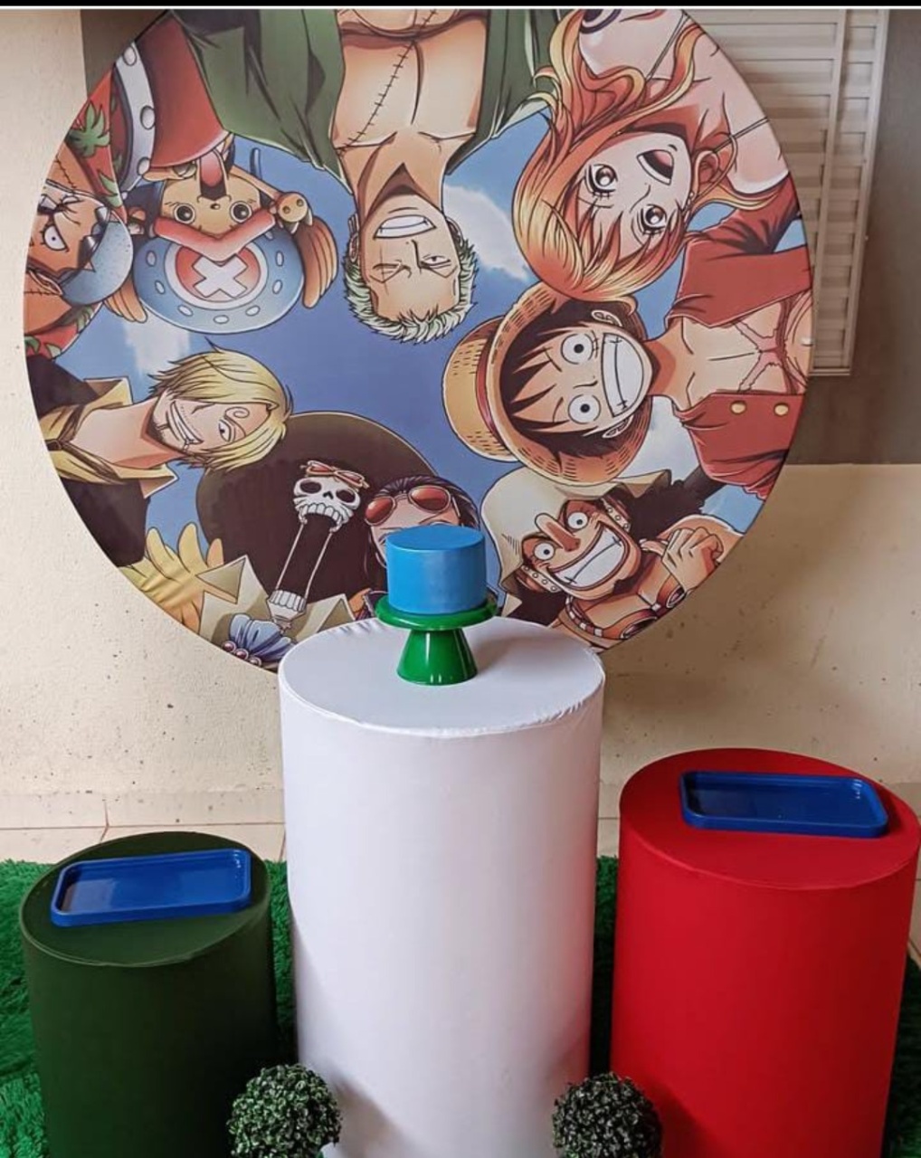 One Piece  - Vitoria locações 