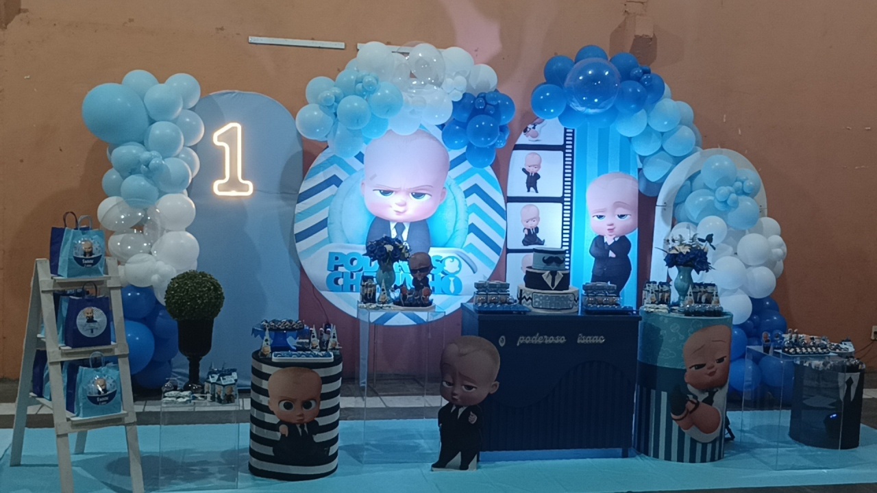 Decoração Poderoso Chefinho  - Vitoria locações 