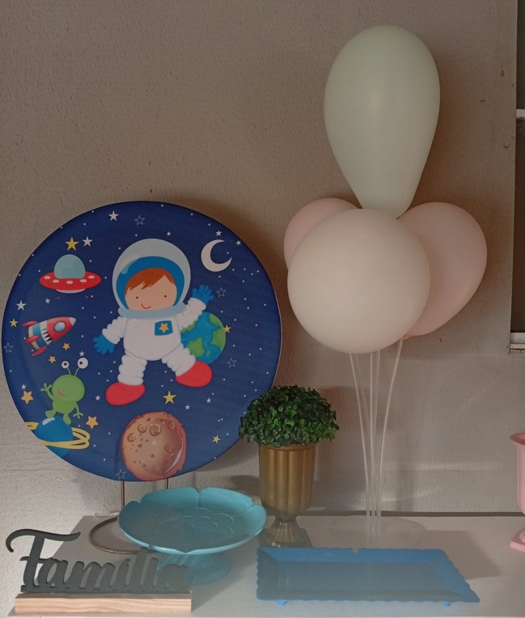 Kit Mesa Astronauta  - Vitoria locações 