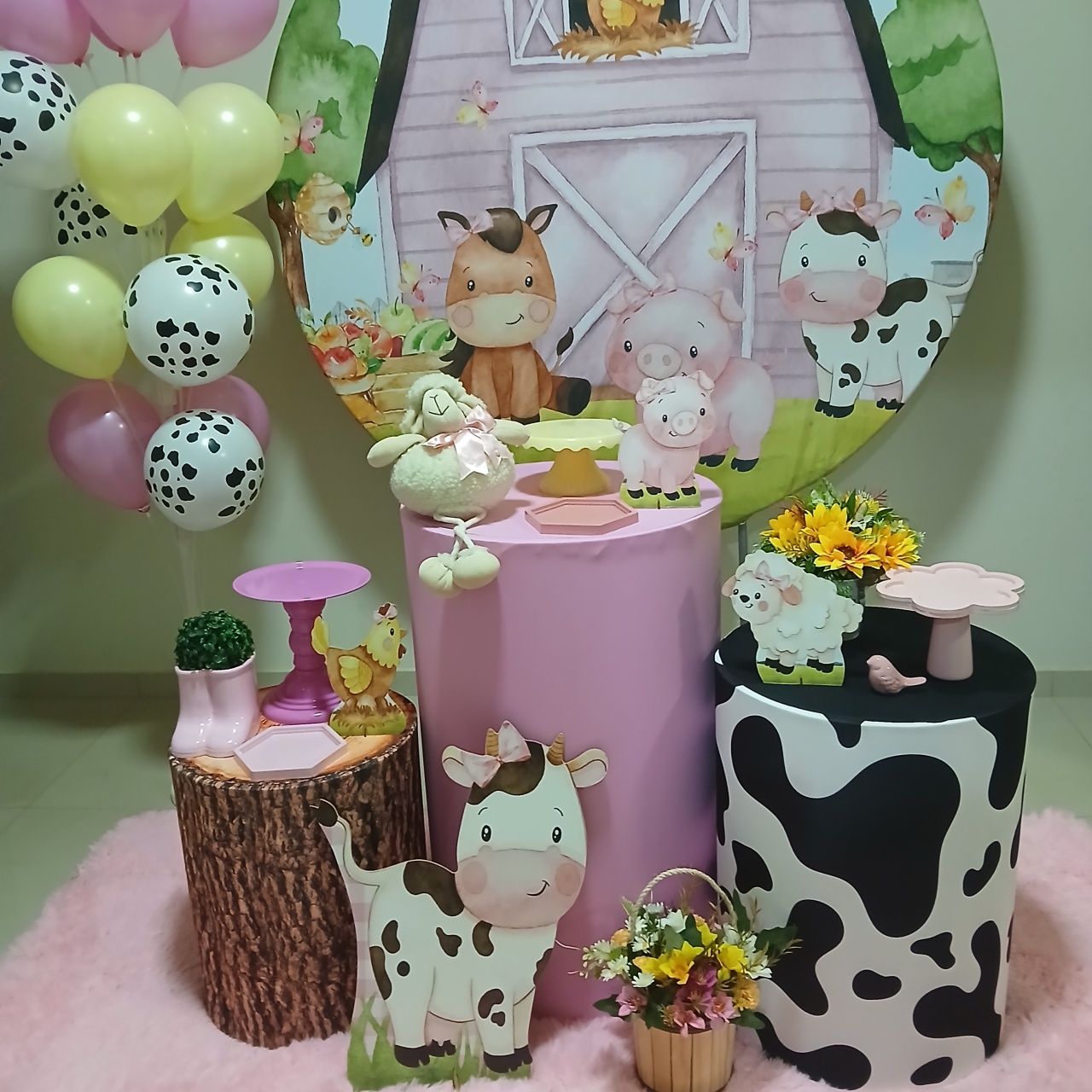 Kit Essencial Fazendinha Rosa  - Pâmela Cristina Gonçalves 
