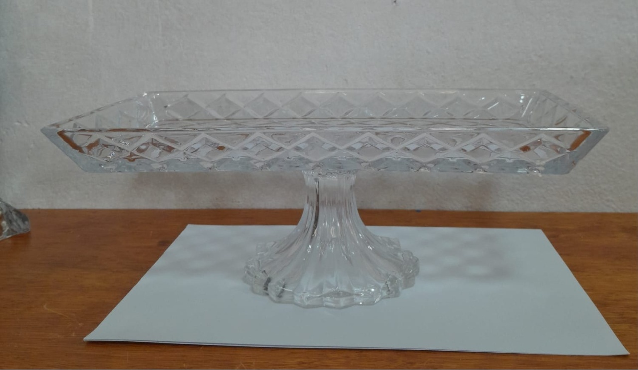 Doceira de Cristal Transparente - Rita de Cássia Pereira Santos Carvalho 