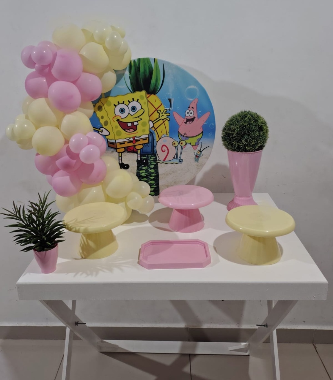 Kit Bob Esponja Menina - Arco íris Locações 