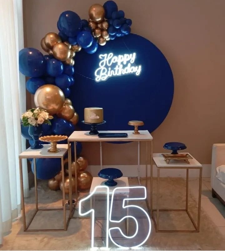 Decoração 15 Anos Azul Com Dourado ( Sem Bexigas) - JPeventospeguemontee