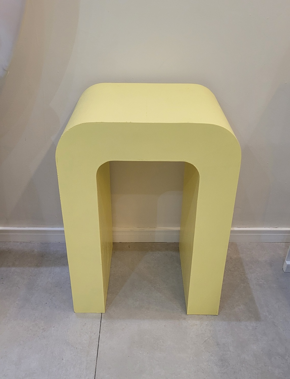 Mesa Lateral - Amarelo Candy - Sonhare Pocket