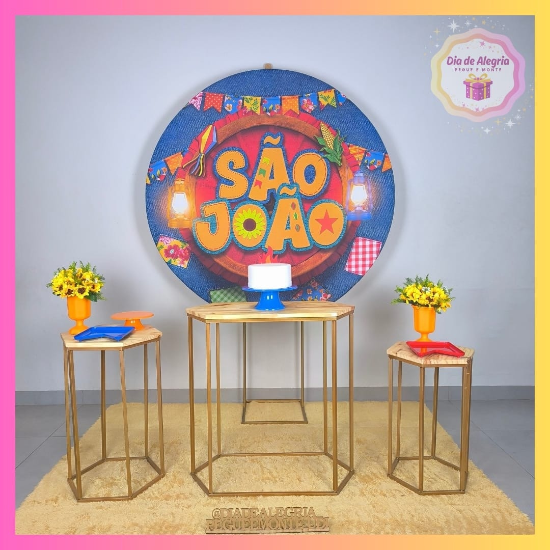 Junino Adulto São João - Kit 1 Com Mesas - Dia de Alegria Pegue e Monte