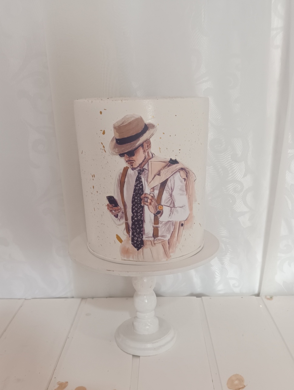 Bolo Fake I  - Masculinoi/ Dourado E Branco   - CRIS FEST DECOR - PEGUE E MONTE