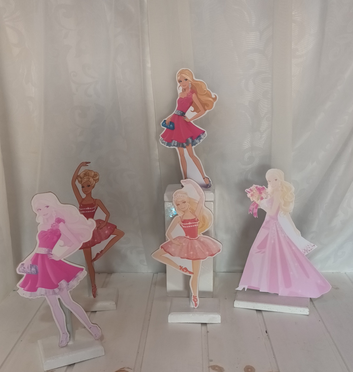 Display de Mesa - Tema: Barbie - CRIS FEST DECOR - PEGUE E MONTE