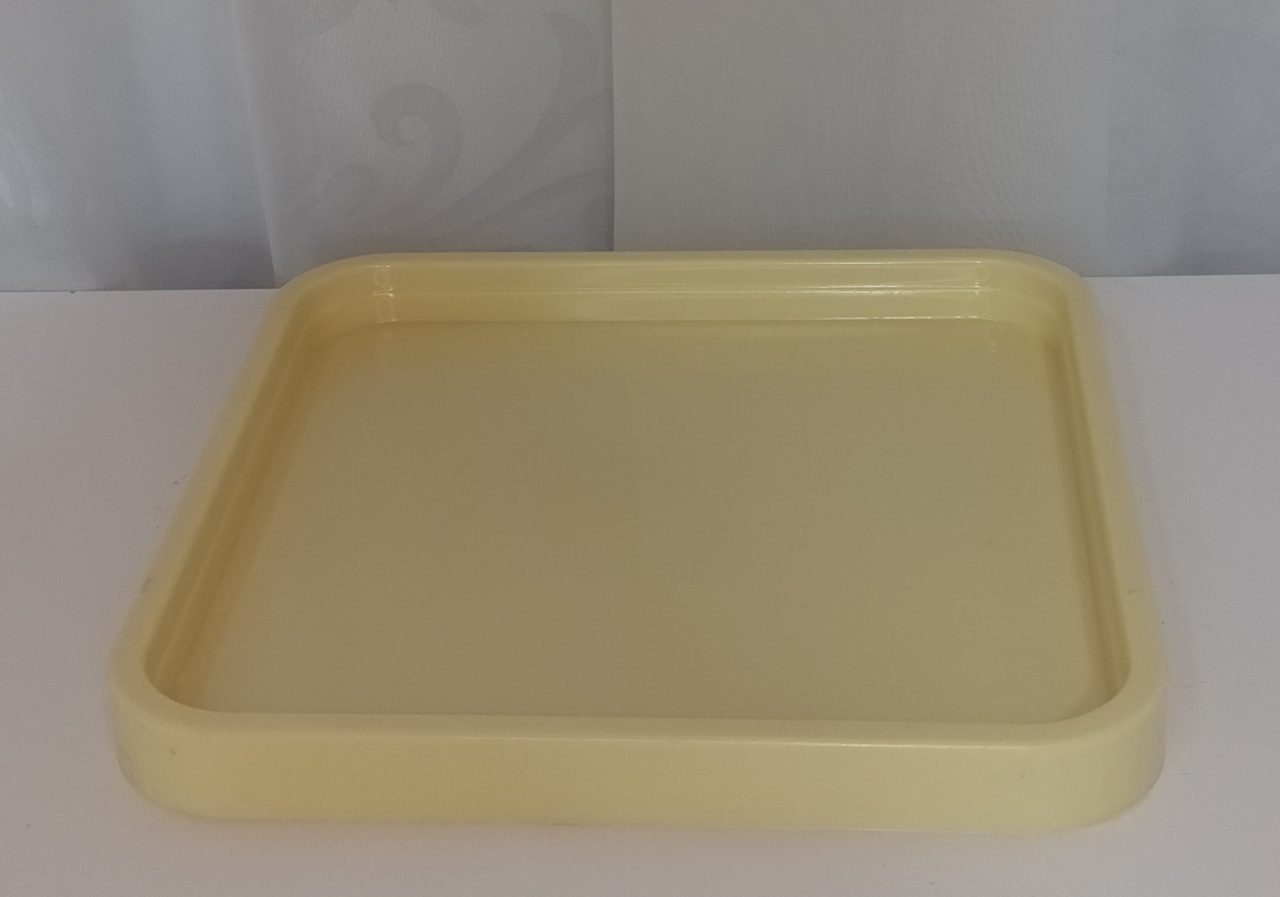 Bandeja Quadrada- Amarelo Candy - CRIS FEST DECOR - PEGUE E MONTE