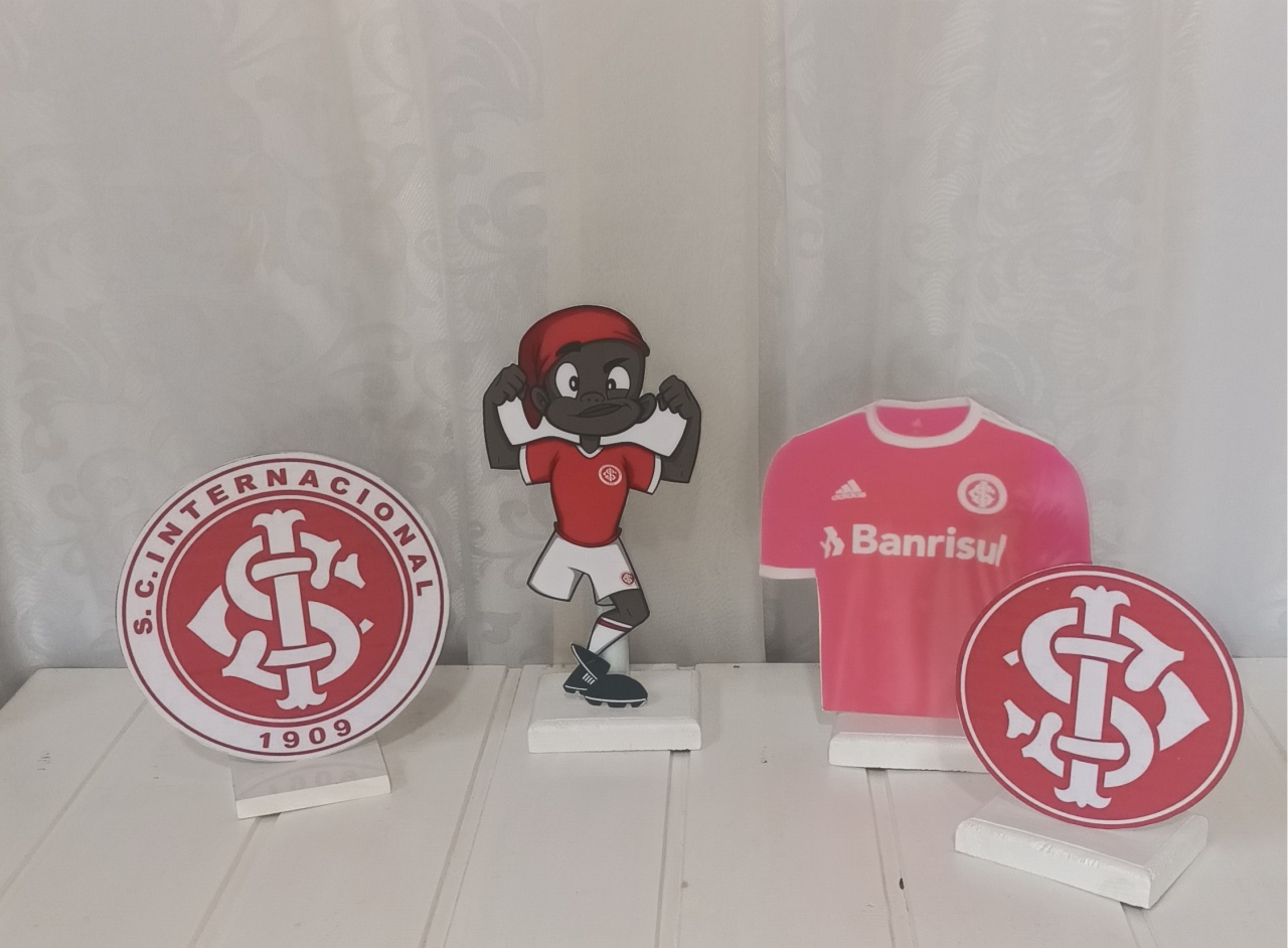 Display de Mesa - Futebol\ Internacional - CRIS FEST DECOR - PEGUE E MONTE