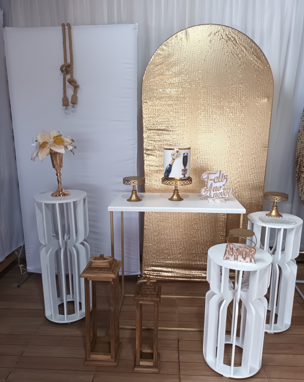 Composição - Ano Novo    - CRIS FEST DECOR - PEGUE E MONTE