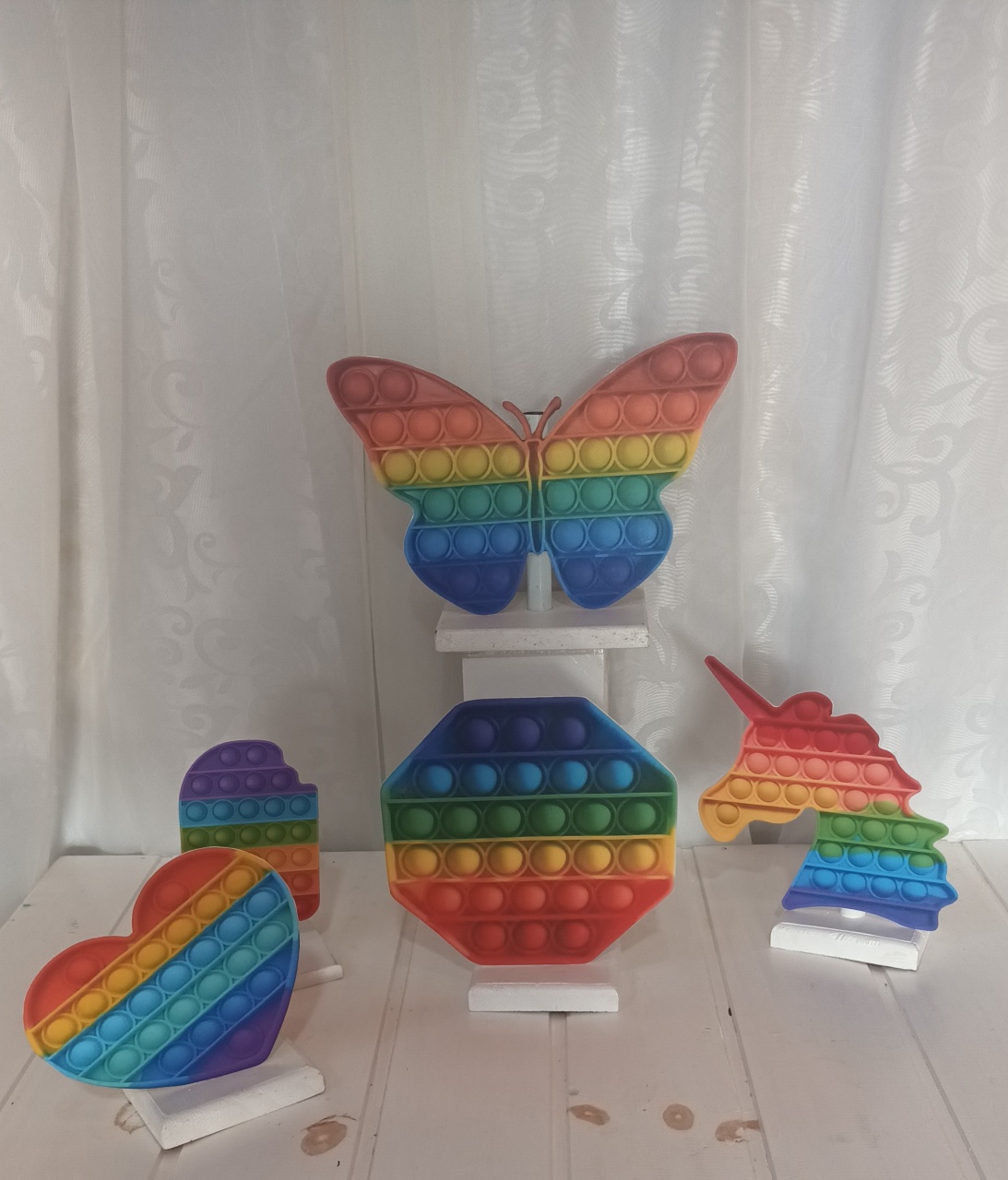  Display de Mesa - Tema: Pop It - CRIS FEST DECOR - PEGUE E MONTE