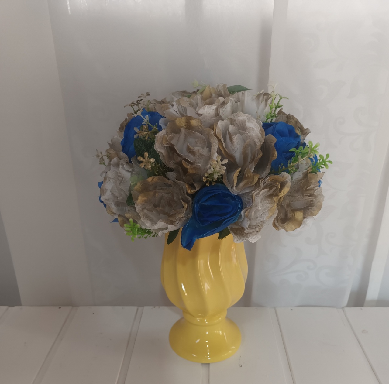 Arranjo Flor - Branco E Azul - CRIS FEST DECOR - PEGUE E MONTE