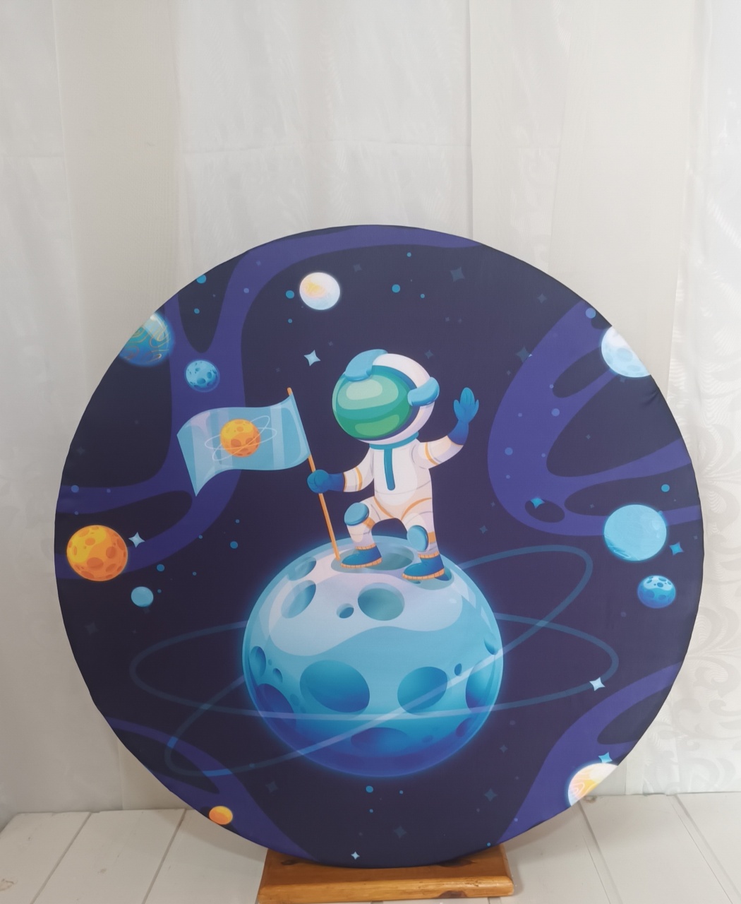 Capa Painel Sublimado 60Cm - Astronauta - CRIS FEST DECOR - PEGUE E MONTE