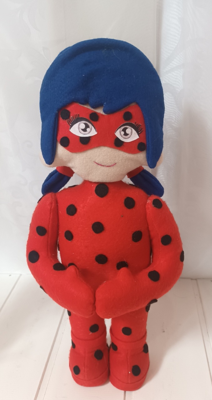 Personagem Feltro - Lady Bug - CRIS FEST DECOR - PEGUE E MONTE