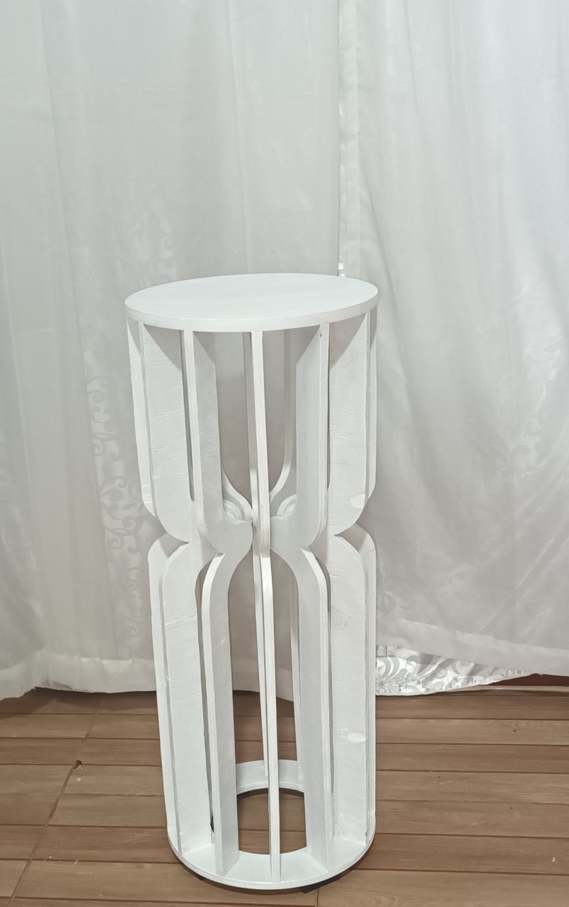 Mesa Ampulheta G - CRIS FEST DECOR - PEGUE E MONTE