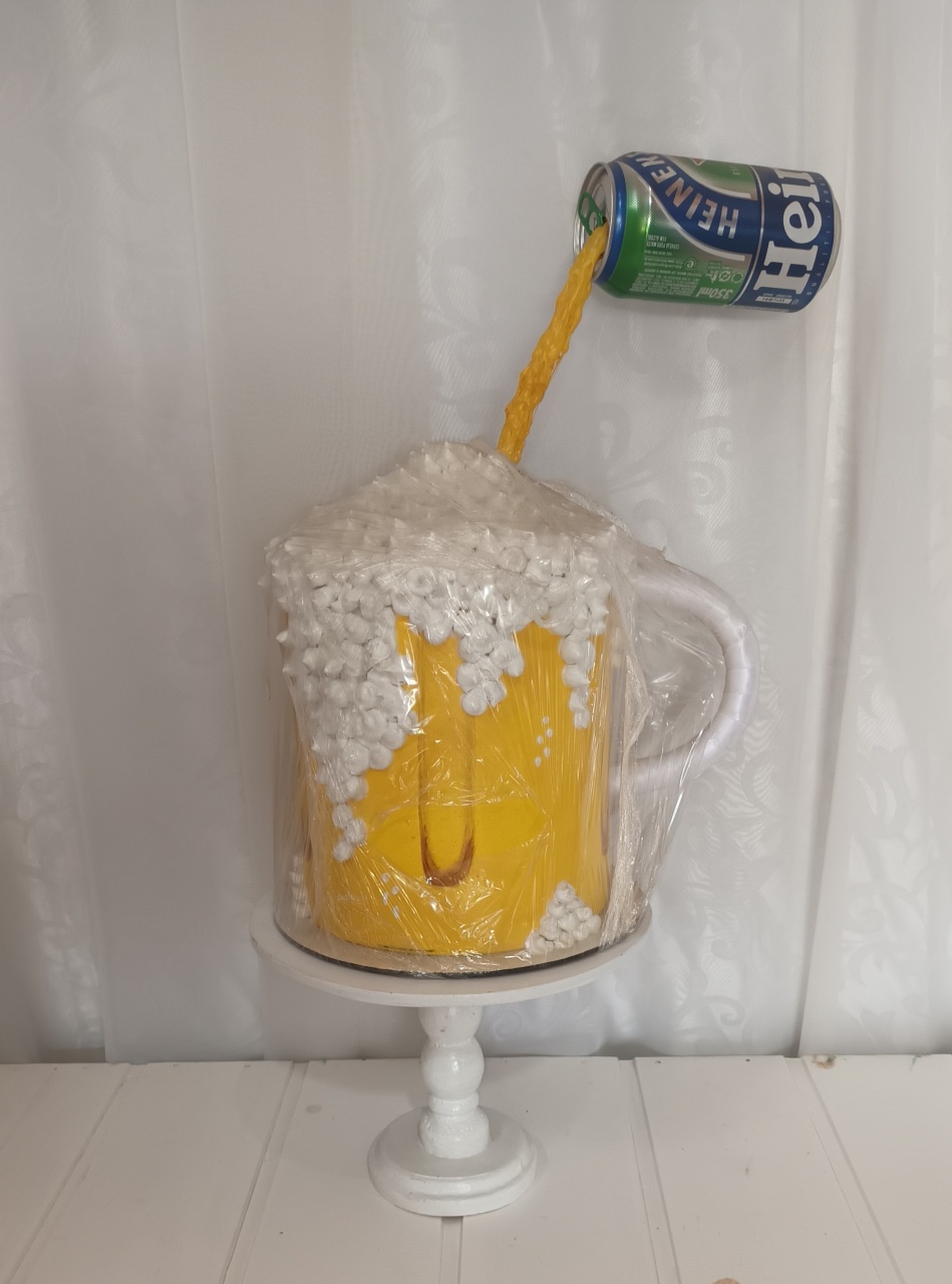 Bolo Fake I  -  Caneco de Chopp - CRIS FEST DECOR - PEGUE E MONTE